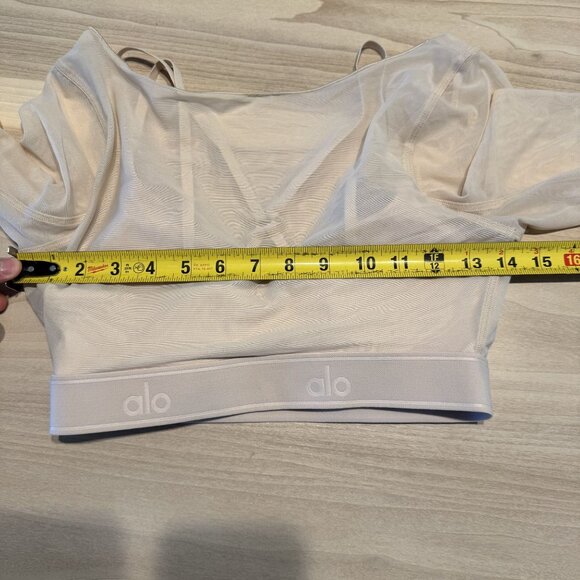 ALO Yoga Airlift Macadamia Long Sleeve Ballet Dream Bra Women's XS - Picture 5 of 5